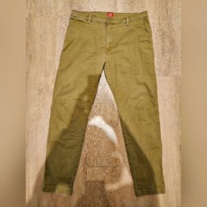 Levi's Men's XX Standard Taper Chino Pants